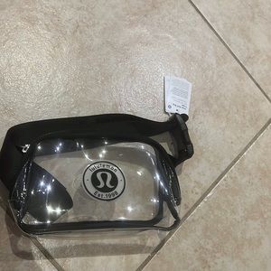 ❗️NWT LULULEMON clear belt bag logo❗️